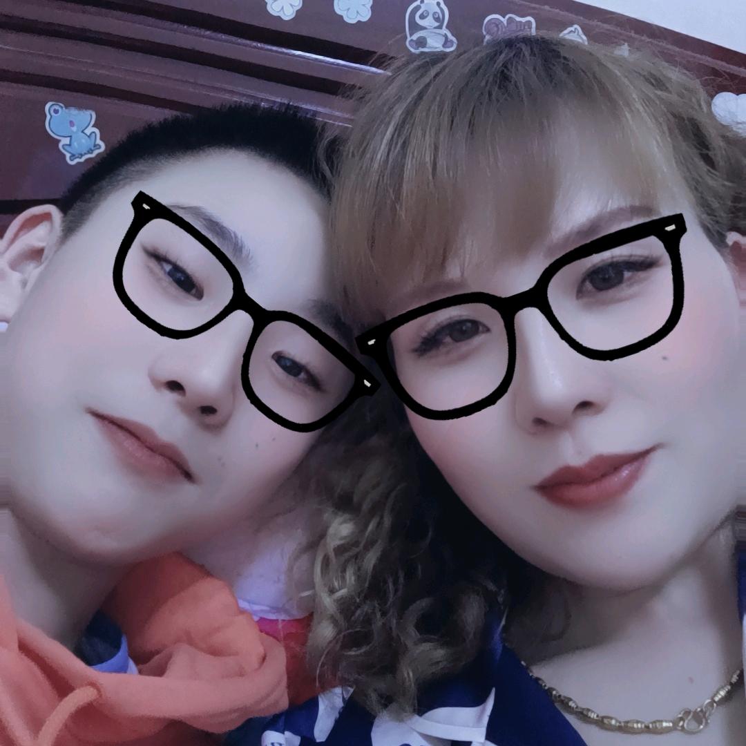 不吃香菜的邬邬