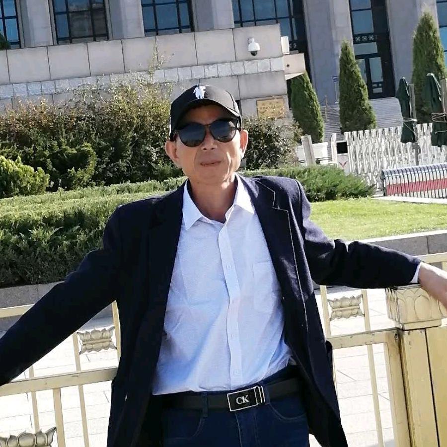 彩虹总再风雨后