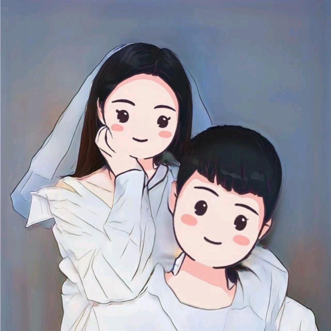 是小何呐