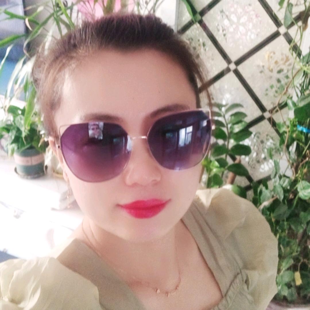 爱霞💘