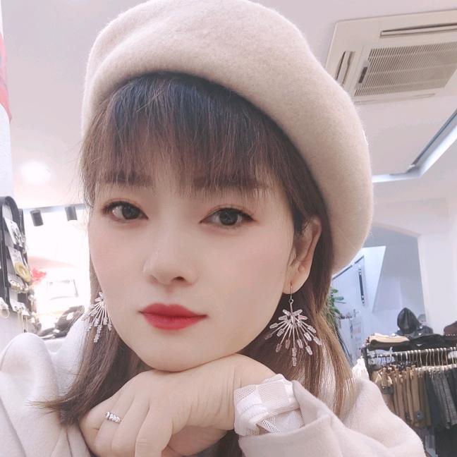 🙆小乔💃