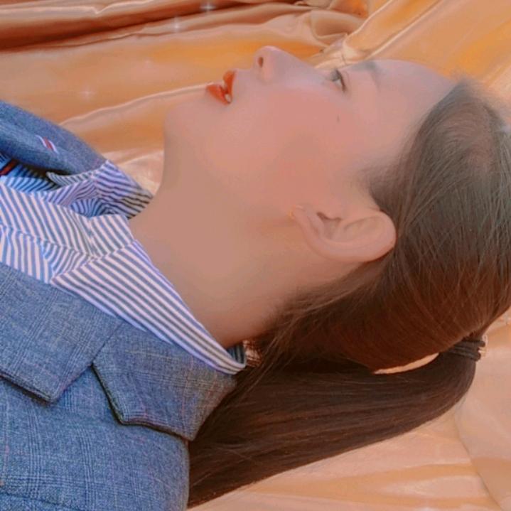 L M柠檬泪💋💋💋