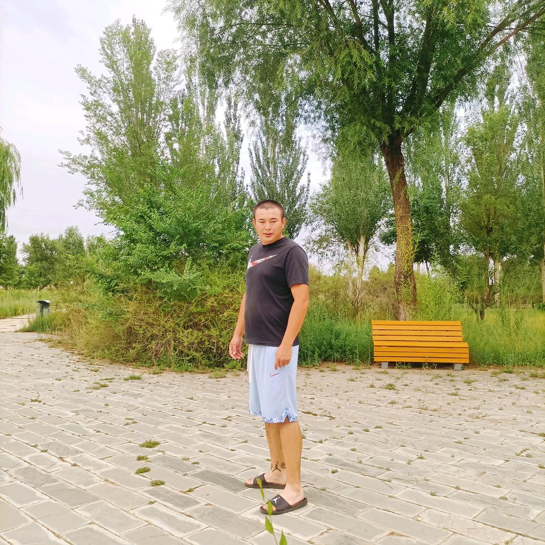 毕力格图家庭牧场