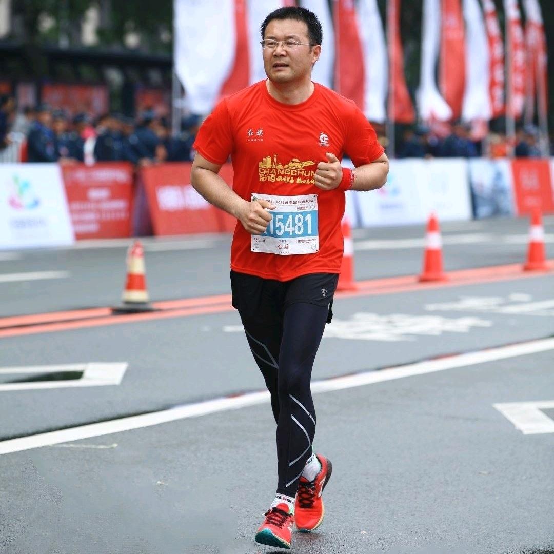 大刘爱跑步