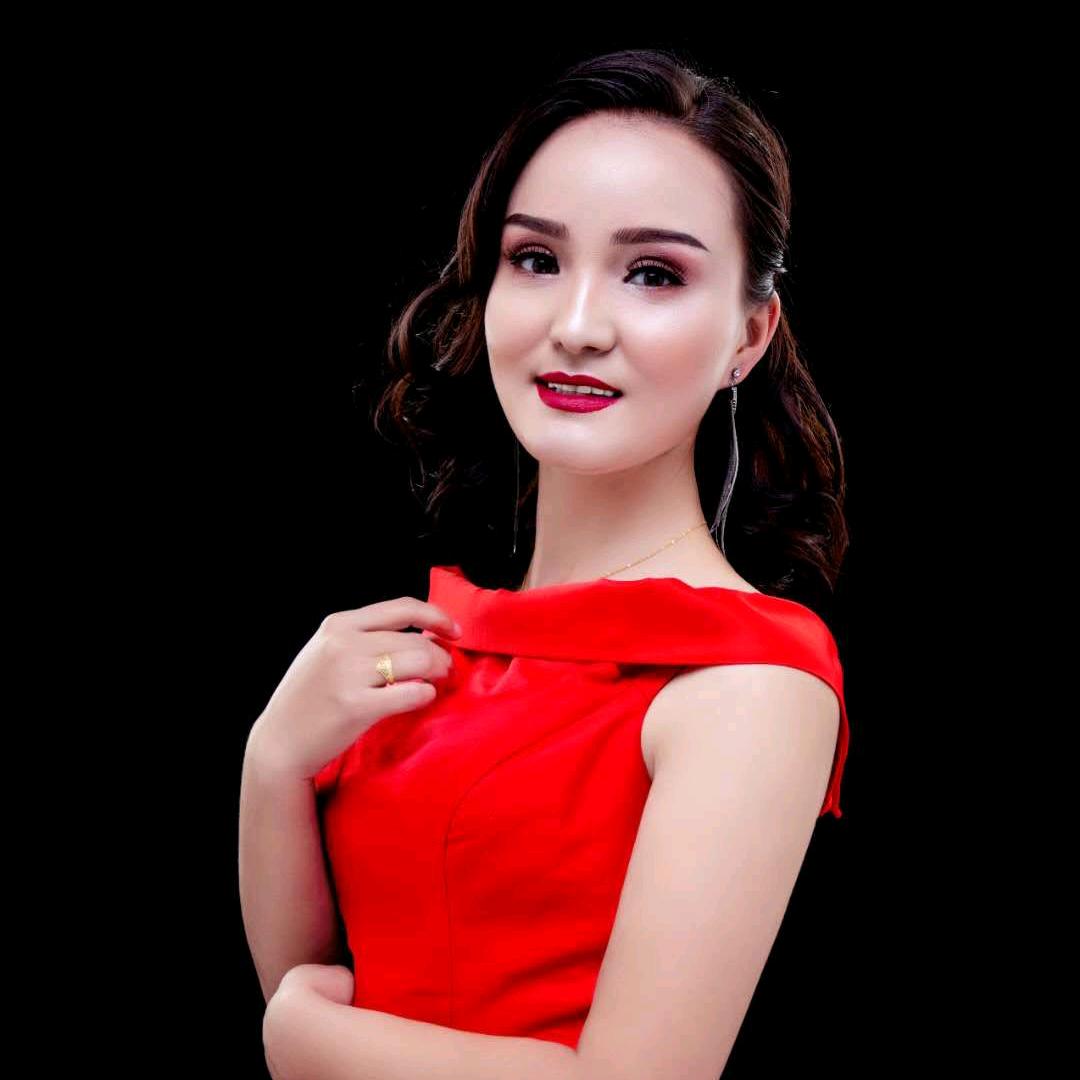米娜小姐带哇