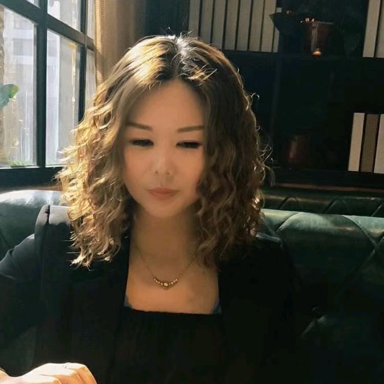 爱吃芒果的妞妞
