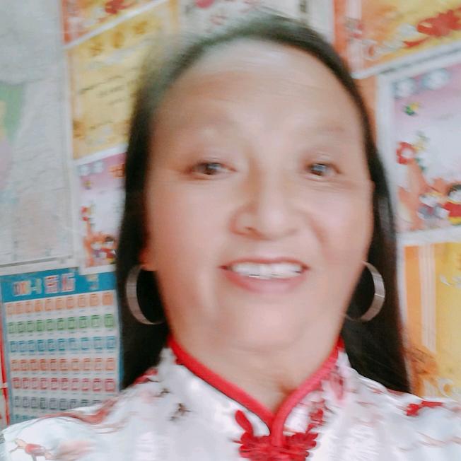 黄三姐（每天下午1点半左右开播）