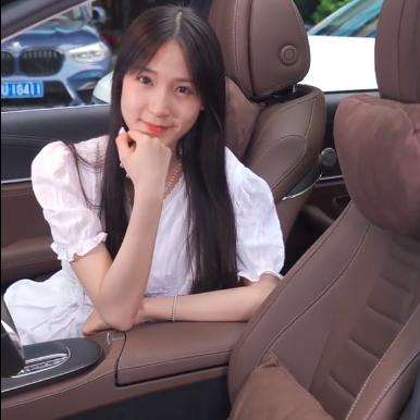 亚鲁马香薰专卖店