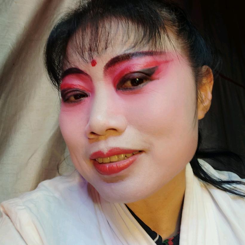 王云霞