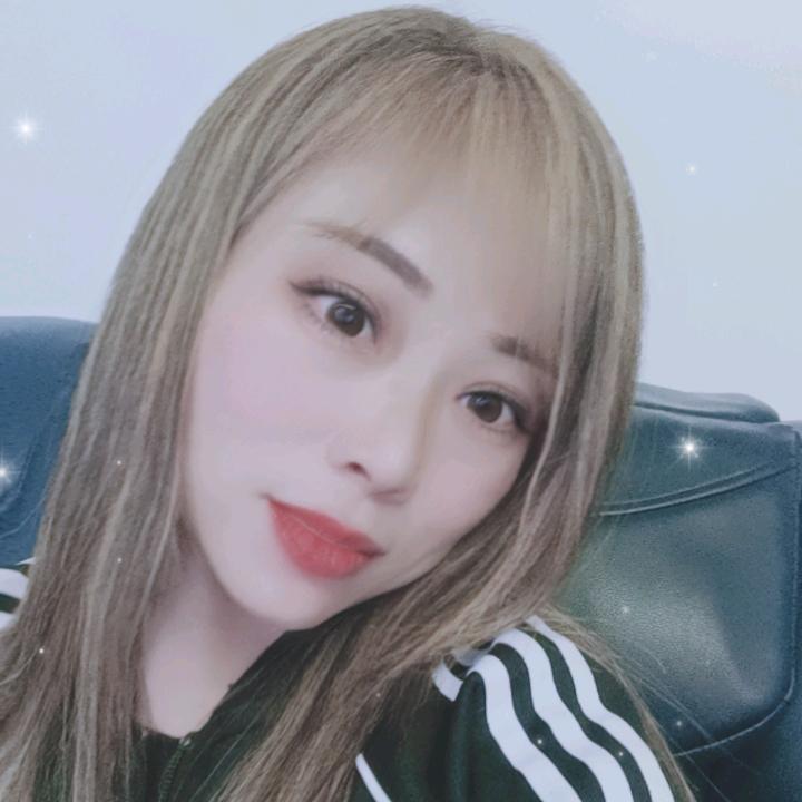 ALice爰丽思真诚、善良、快乐