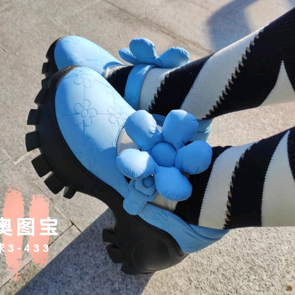 天生成对女鞋