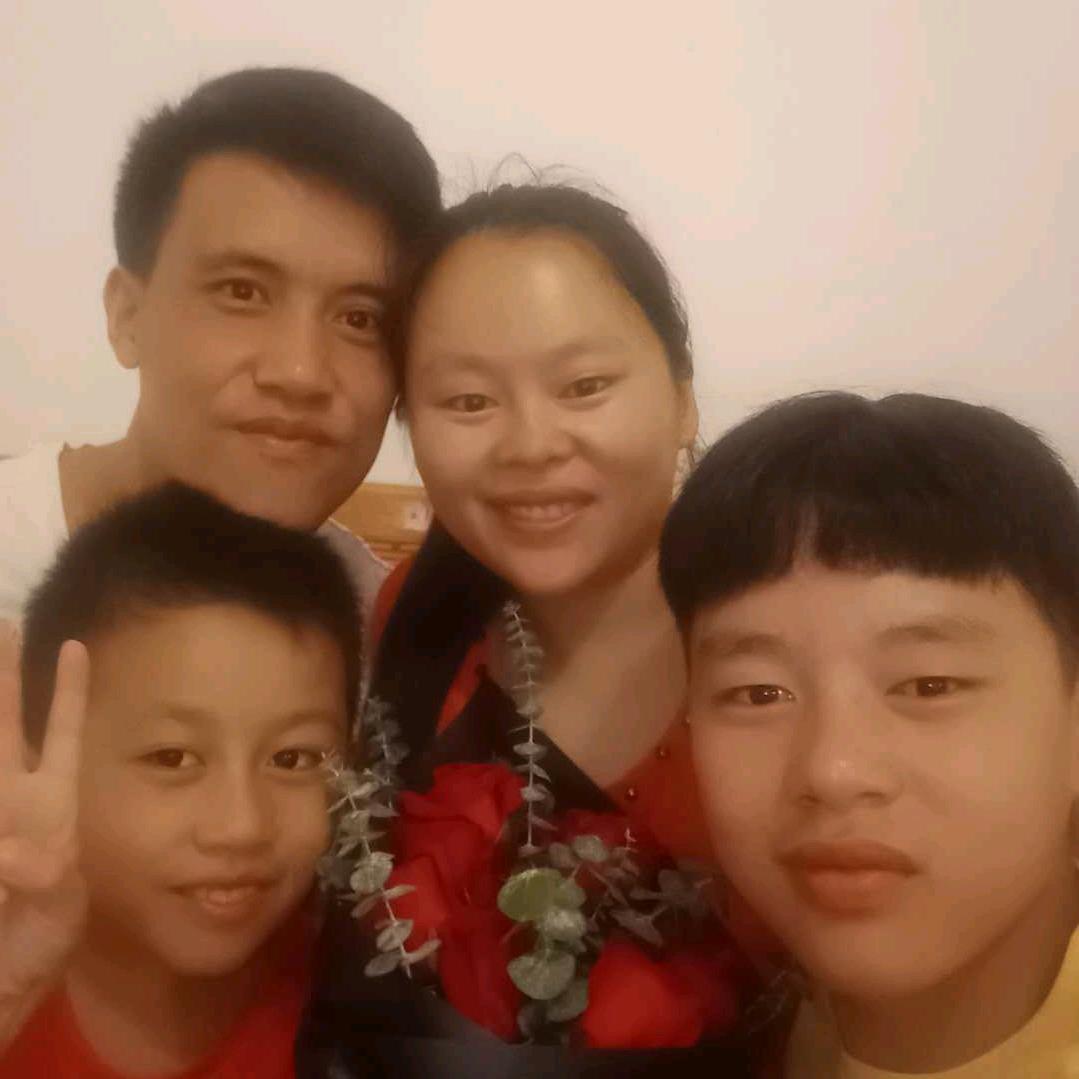李艺