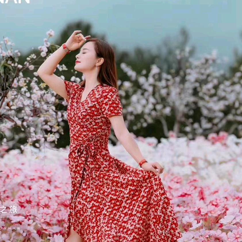 嘀哩哩
