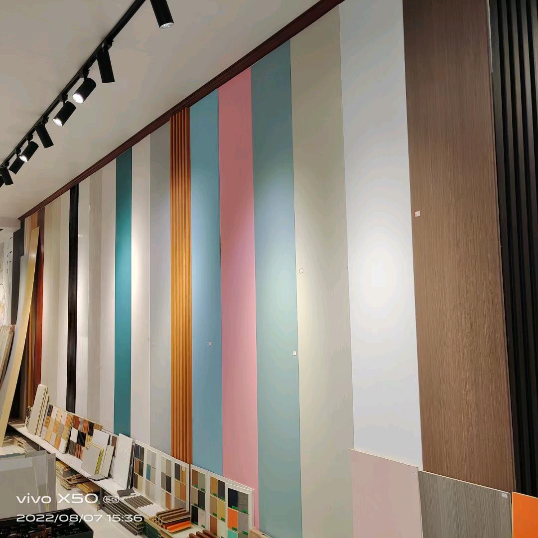 优美空间 墙板木饰面厂家