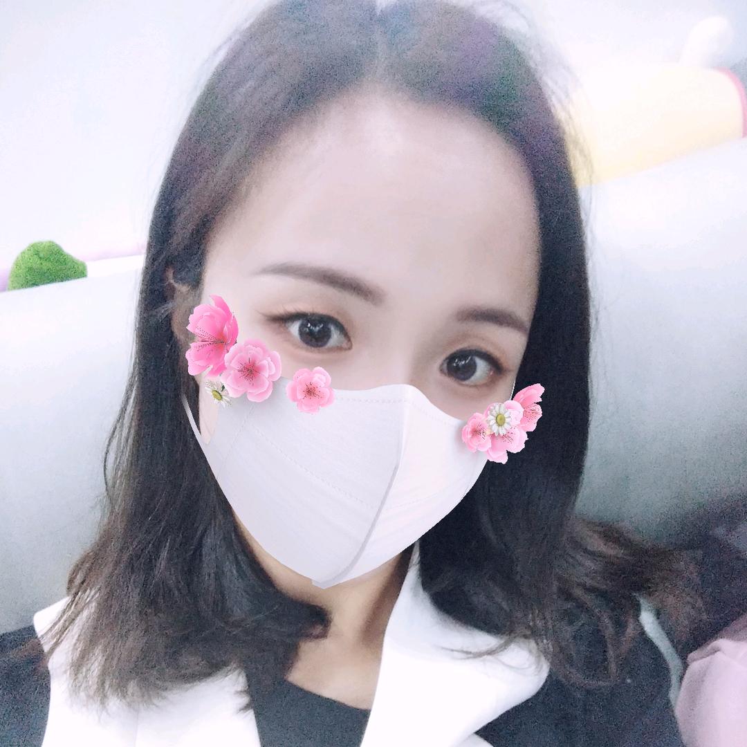 👄贺家三姑娘💃