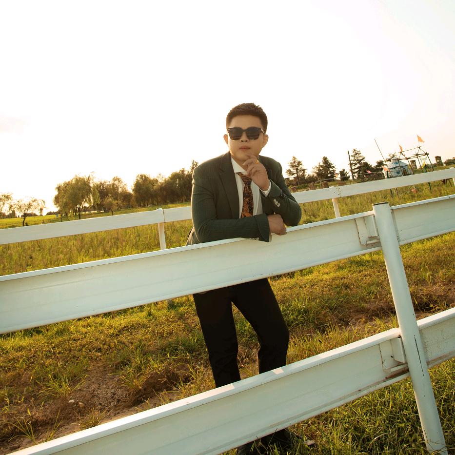 欧卡造型专业接发团队