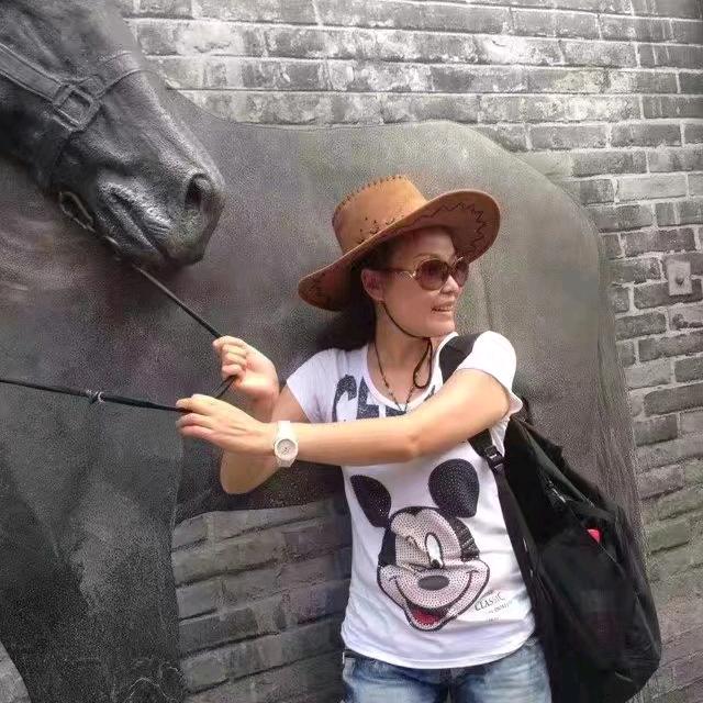 芭莎公馆女装