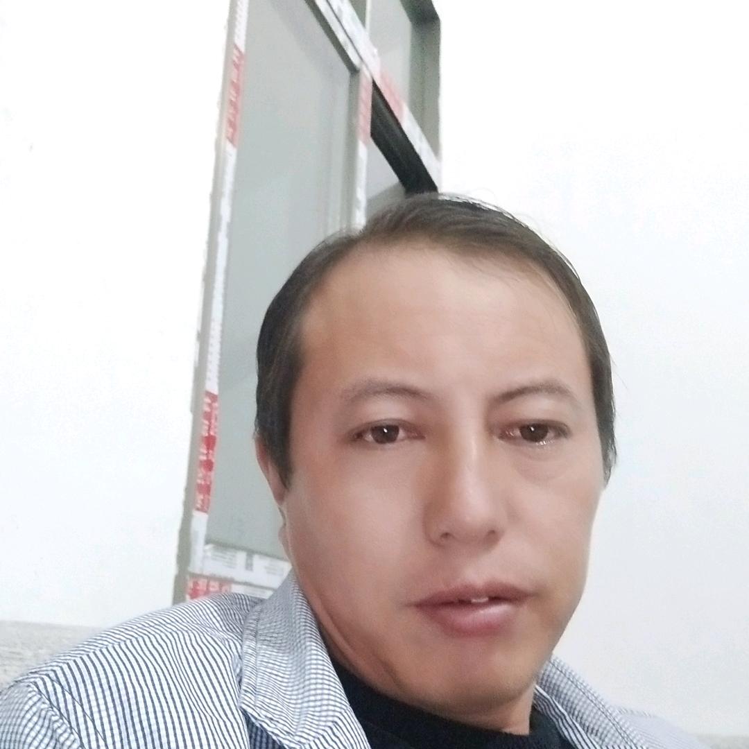 兴贵头像