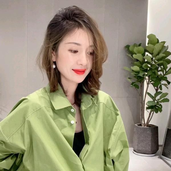 颦蹙灥服饰