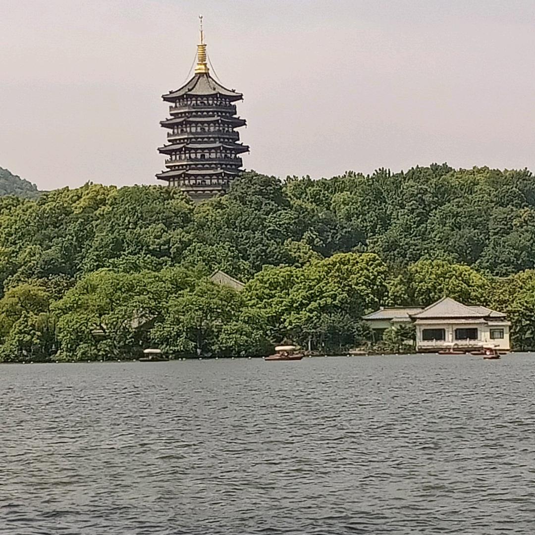 向美，向善，向未来