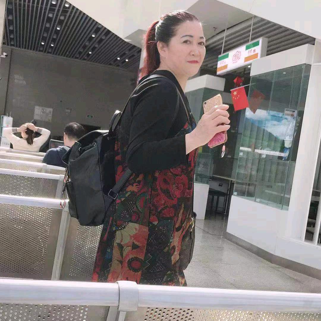 王菲