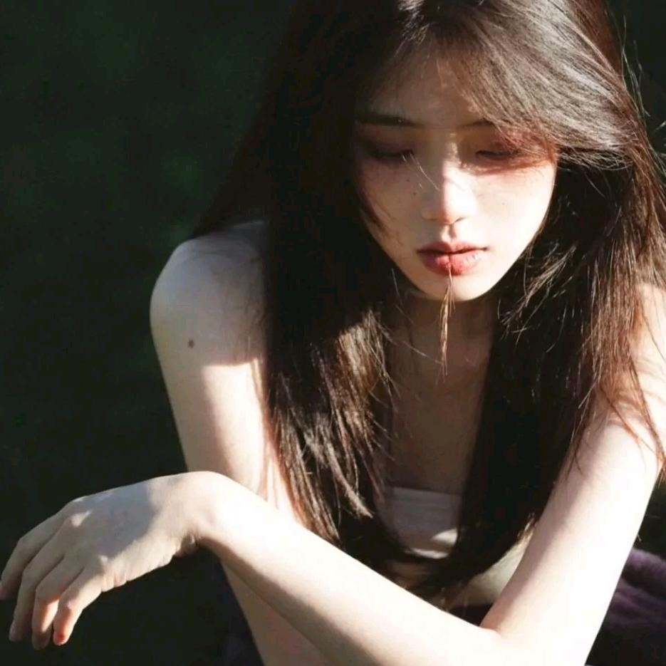 「半颗🦋糖果～」