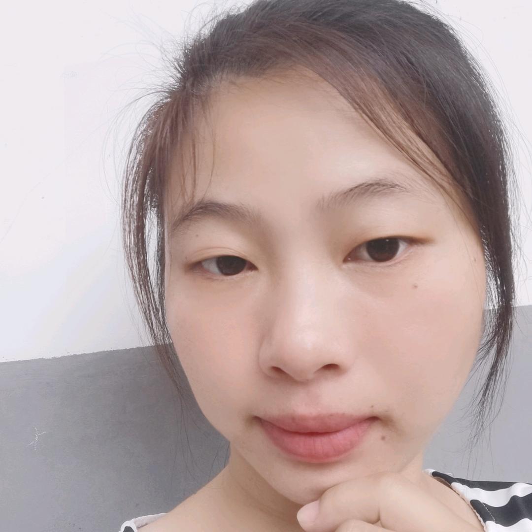 小草依依