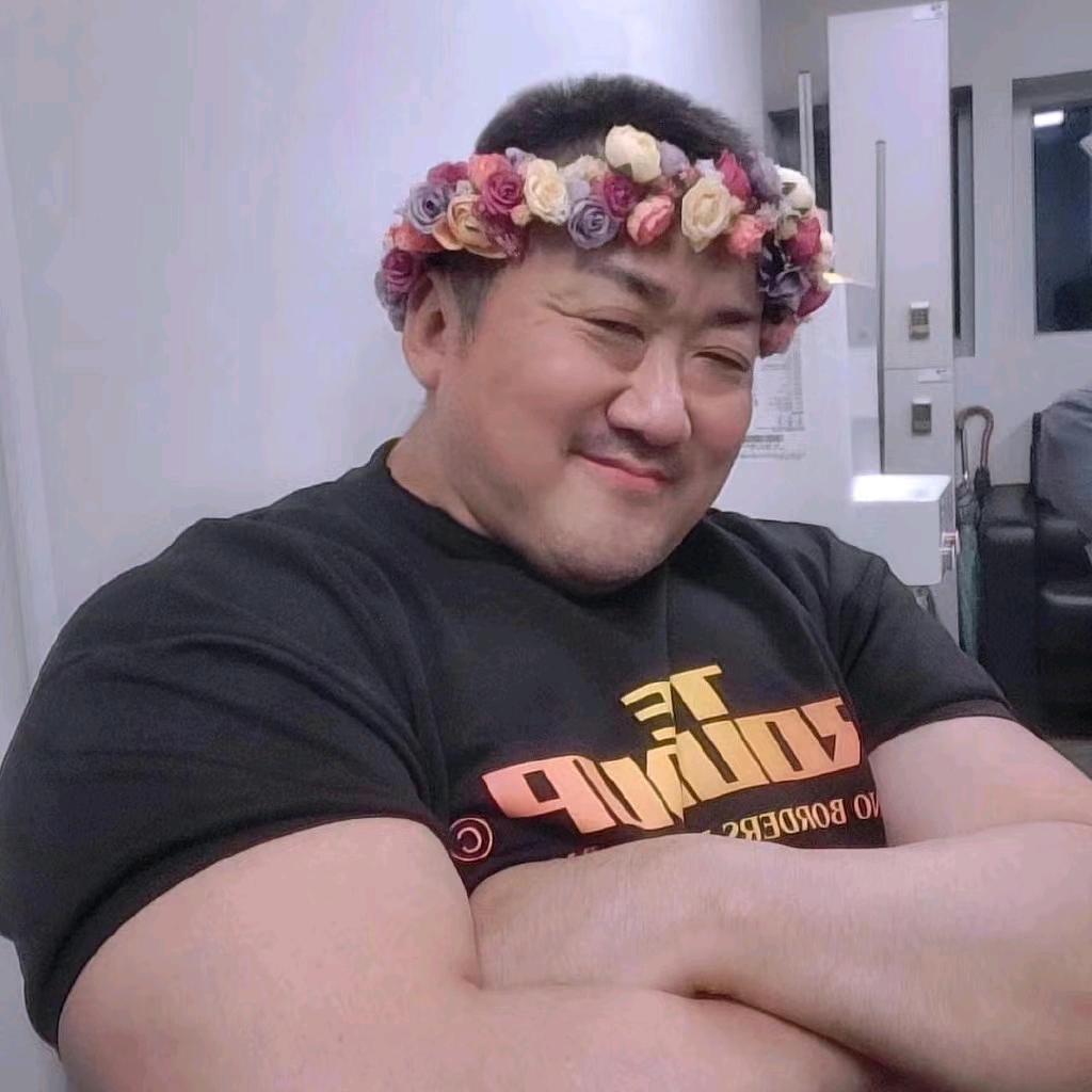 0大脸猫爱吃鱼0