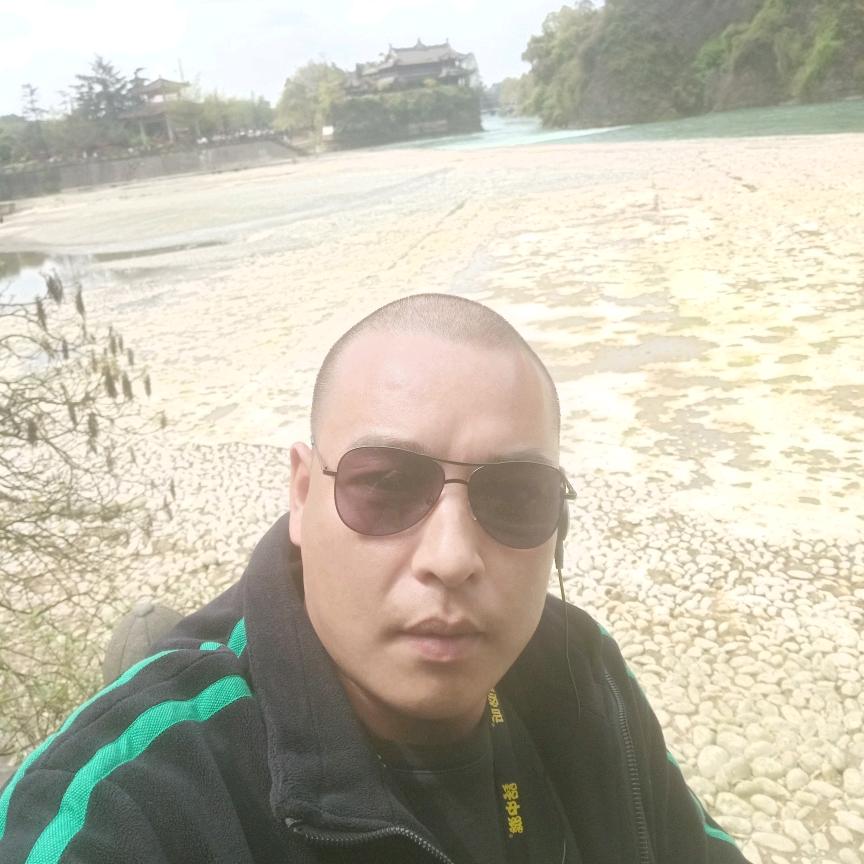 霸气我波哥