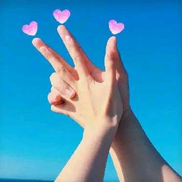 910