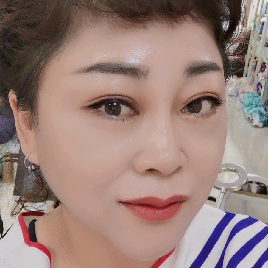 名妆浦金波