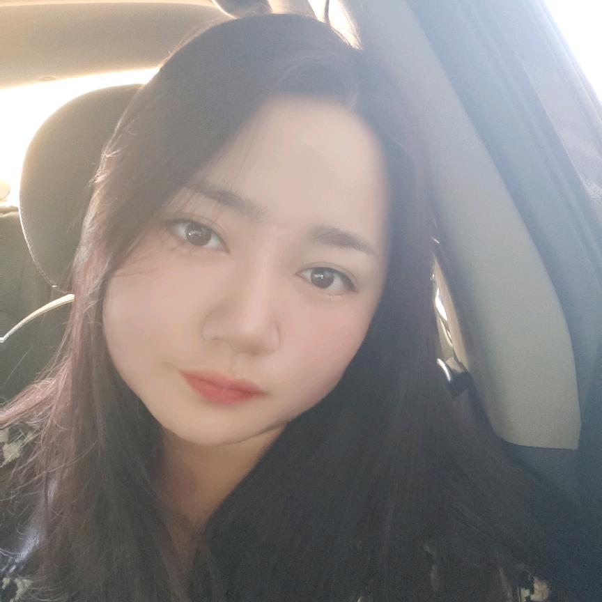 桃桃吖
