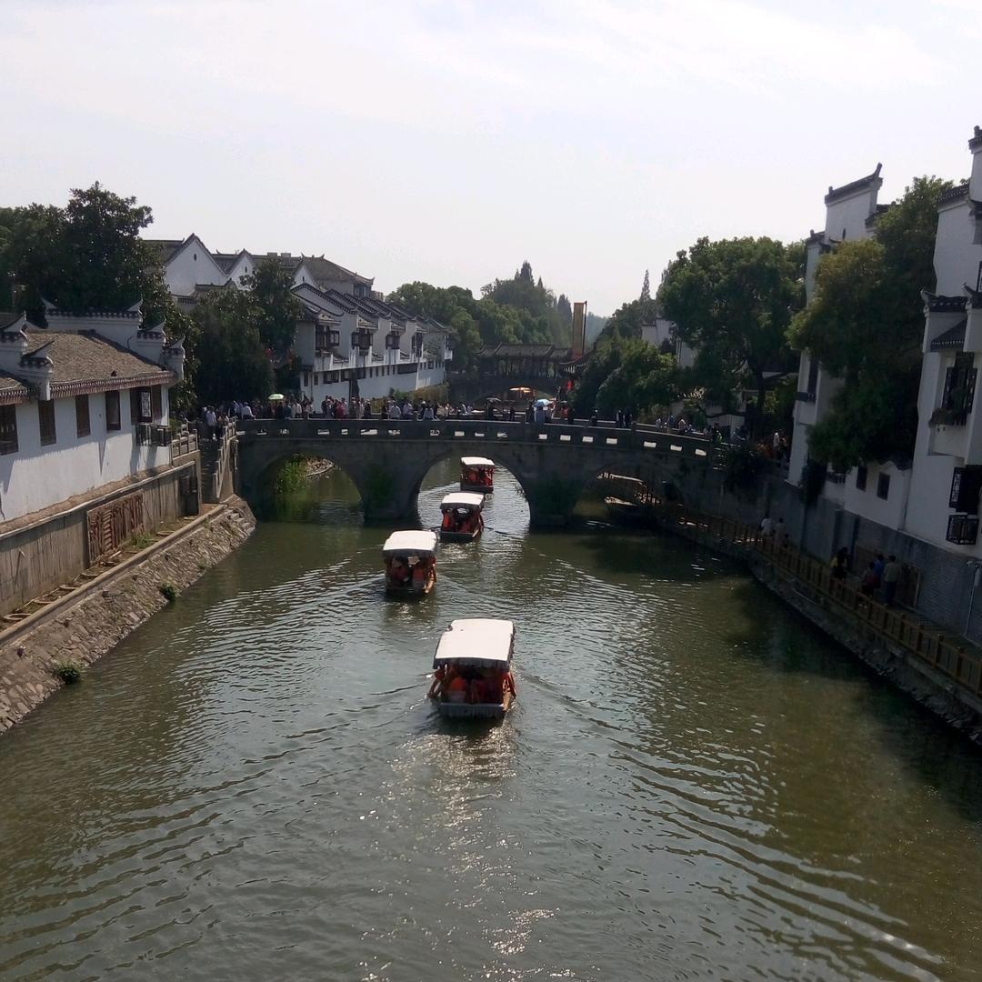 李丽