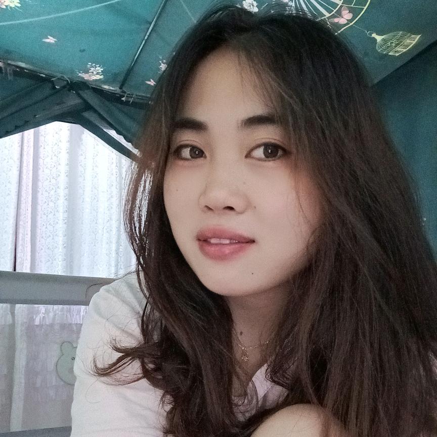 小阿👉馨