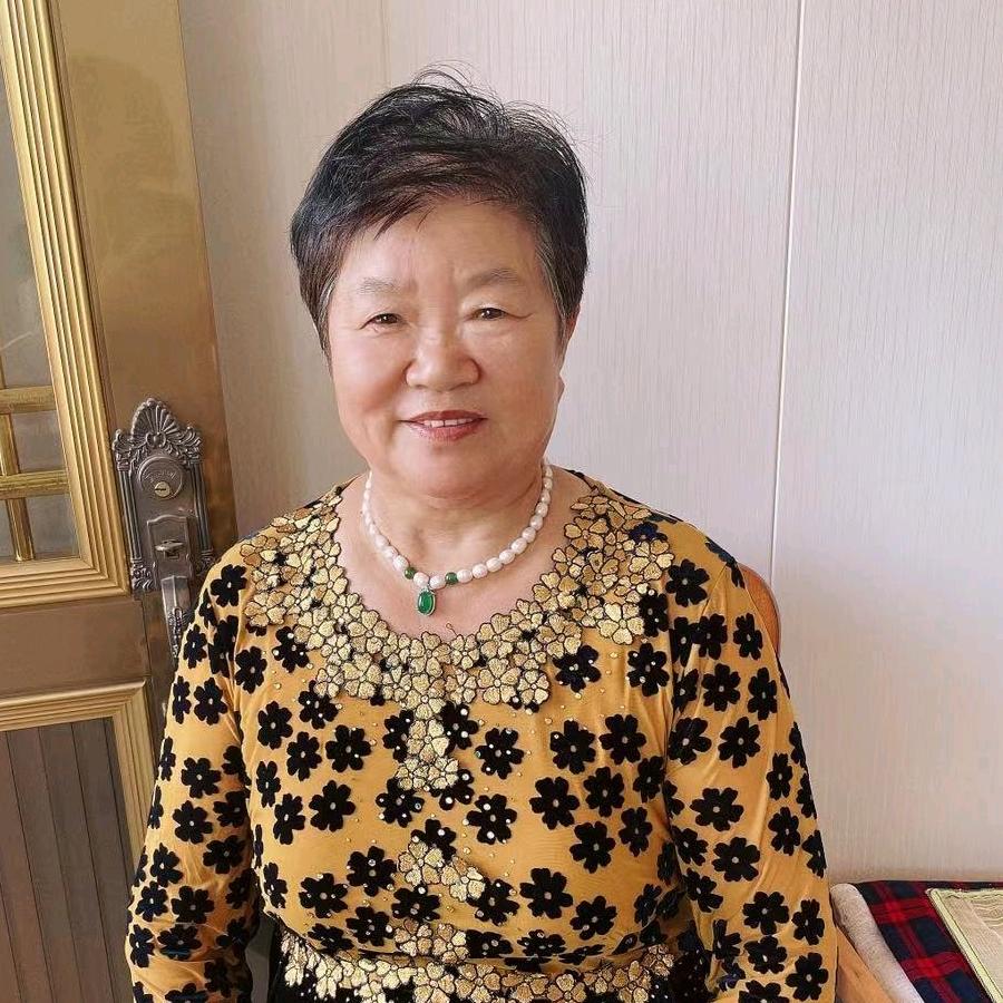 邵素云
