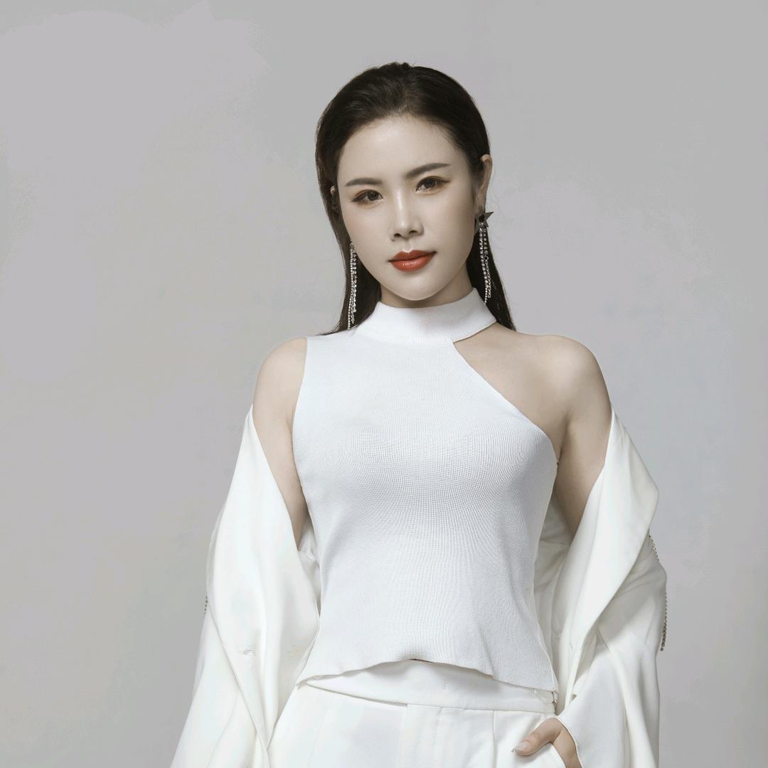 梅老板WJM(招客服/运营)