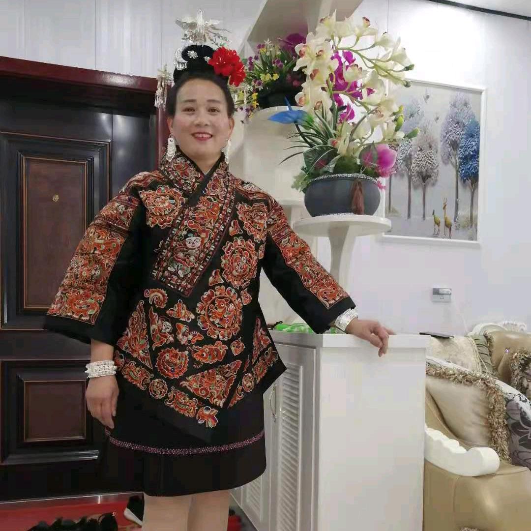阿英