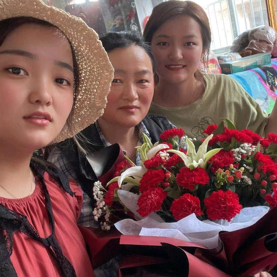 凯旋手机店张凤芹