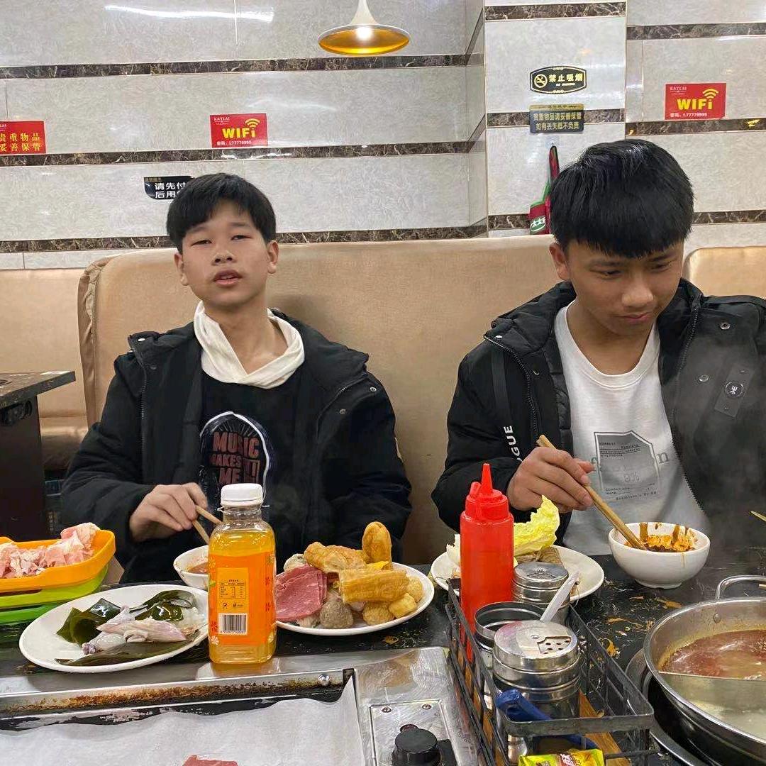 肉肉