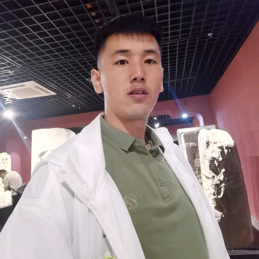一爸四个娃