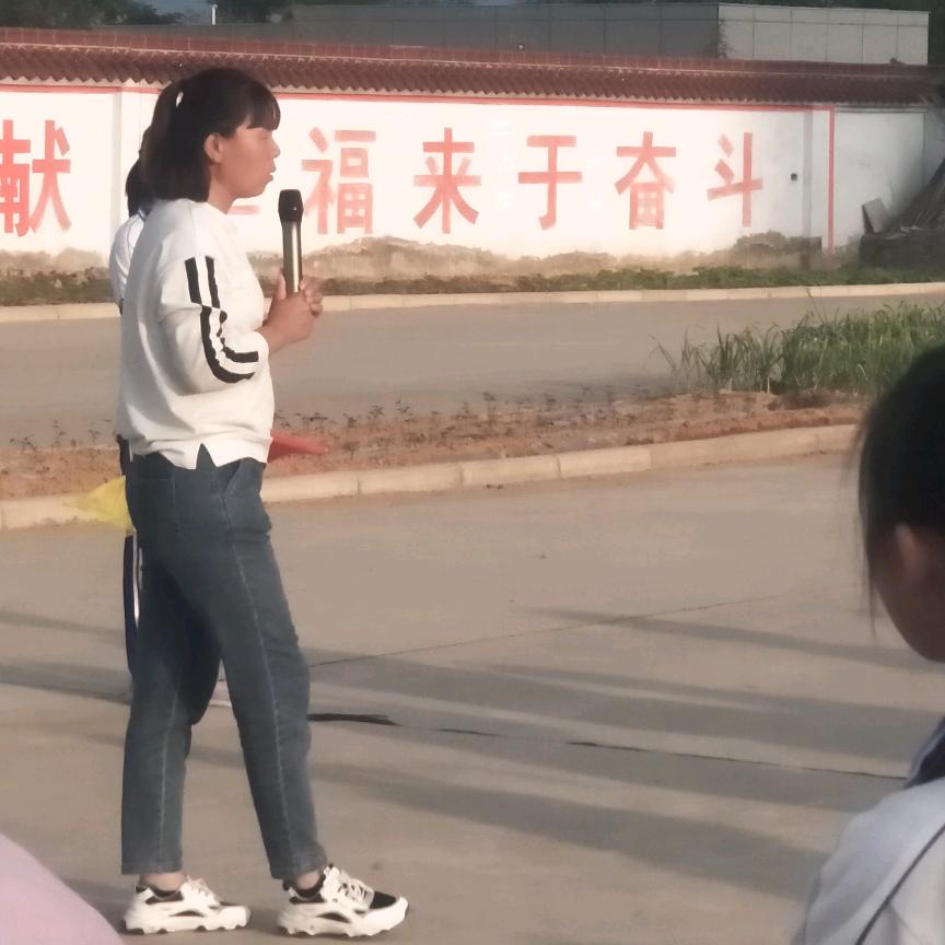 张俊艺术团