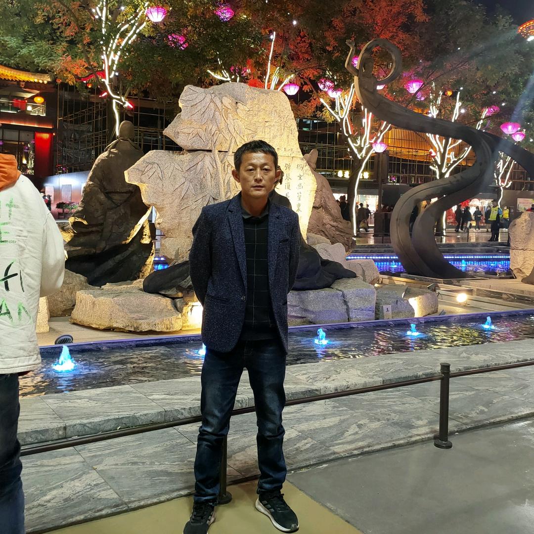 一路奔跑只为出头