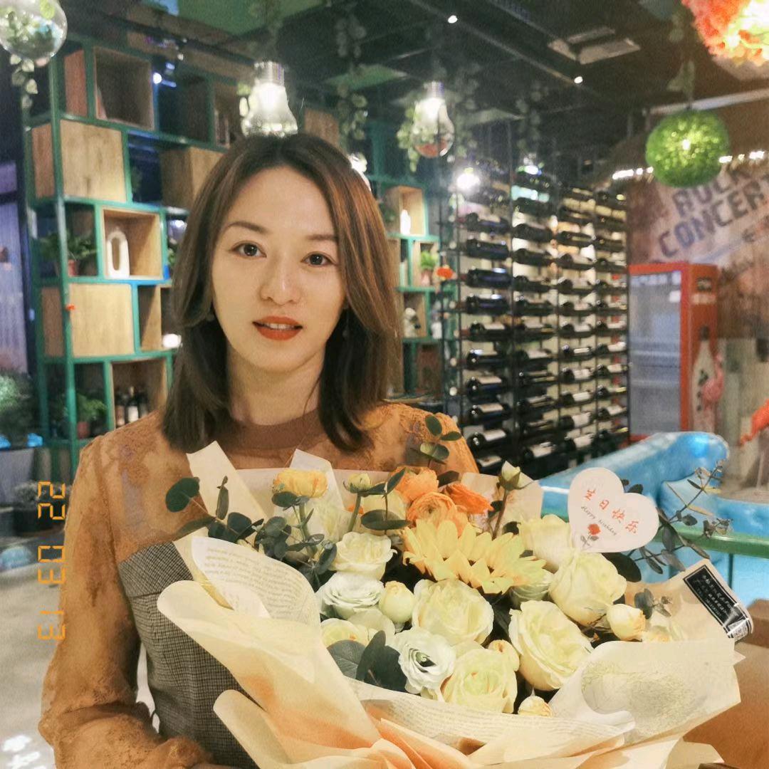 楚楚可人💚
