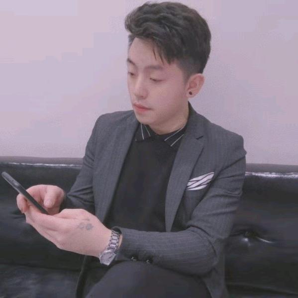 爱唱歌的托尼