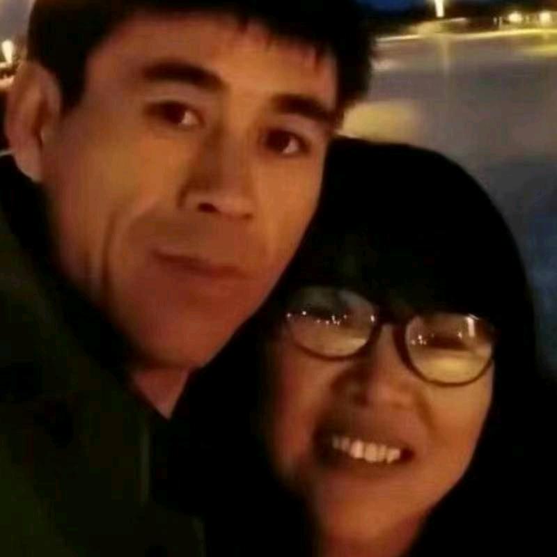 向目标冲锋
