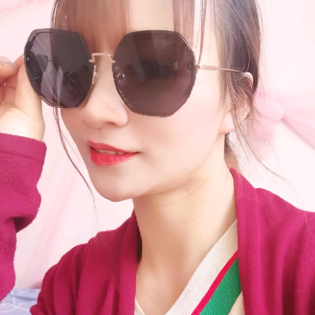 女王驾到美睫美甲