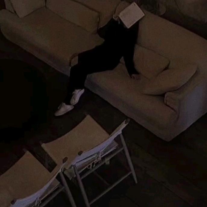 𝓢 .