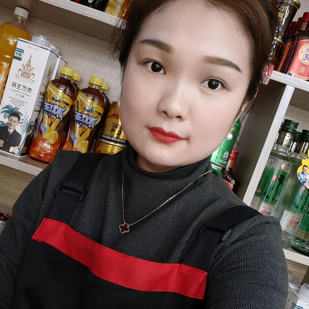 大呲花烤肉老板娘