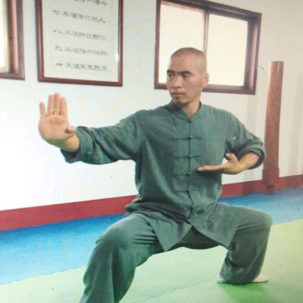 古传武赵登臣