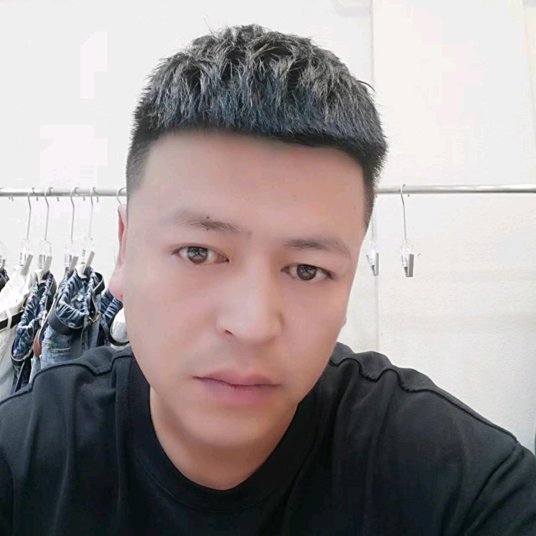 摩尔叔叔童装
